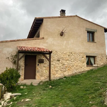 Casa de Férias La Casa De La Colina Tubilla del Lago
